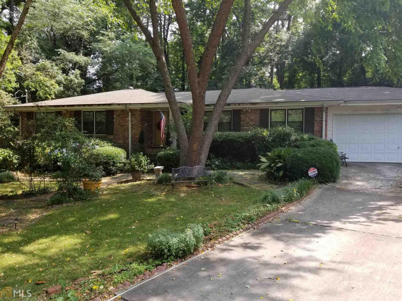 1935 Wildwood Pl - Photo 1