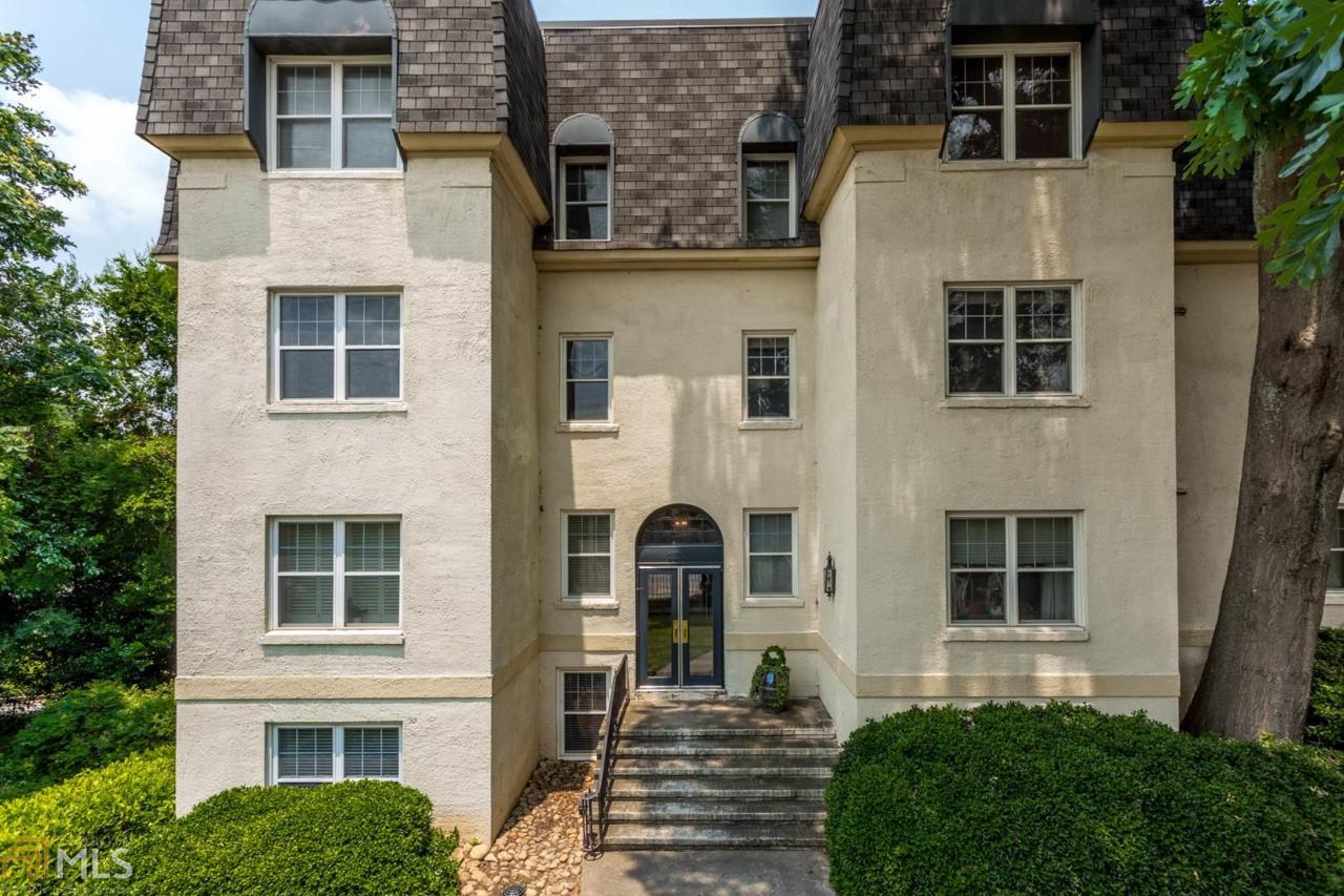 1230 Piedmont Ave - Photo 1