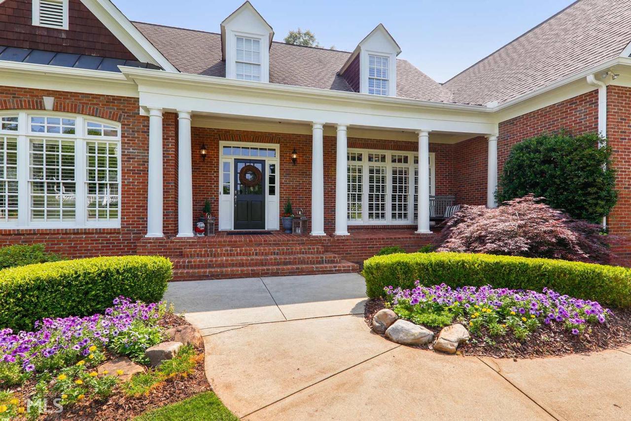 135 Ansley - Photo 1