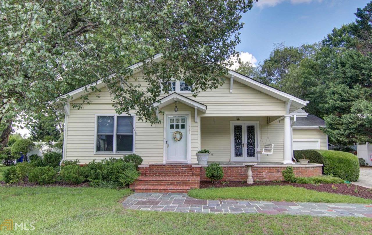 985 North Main St - Photo 1
