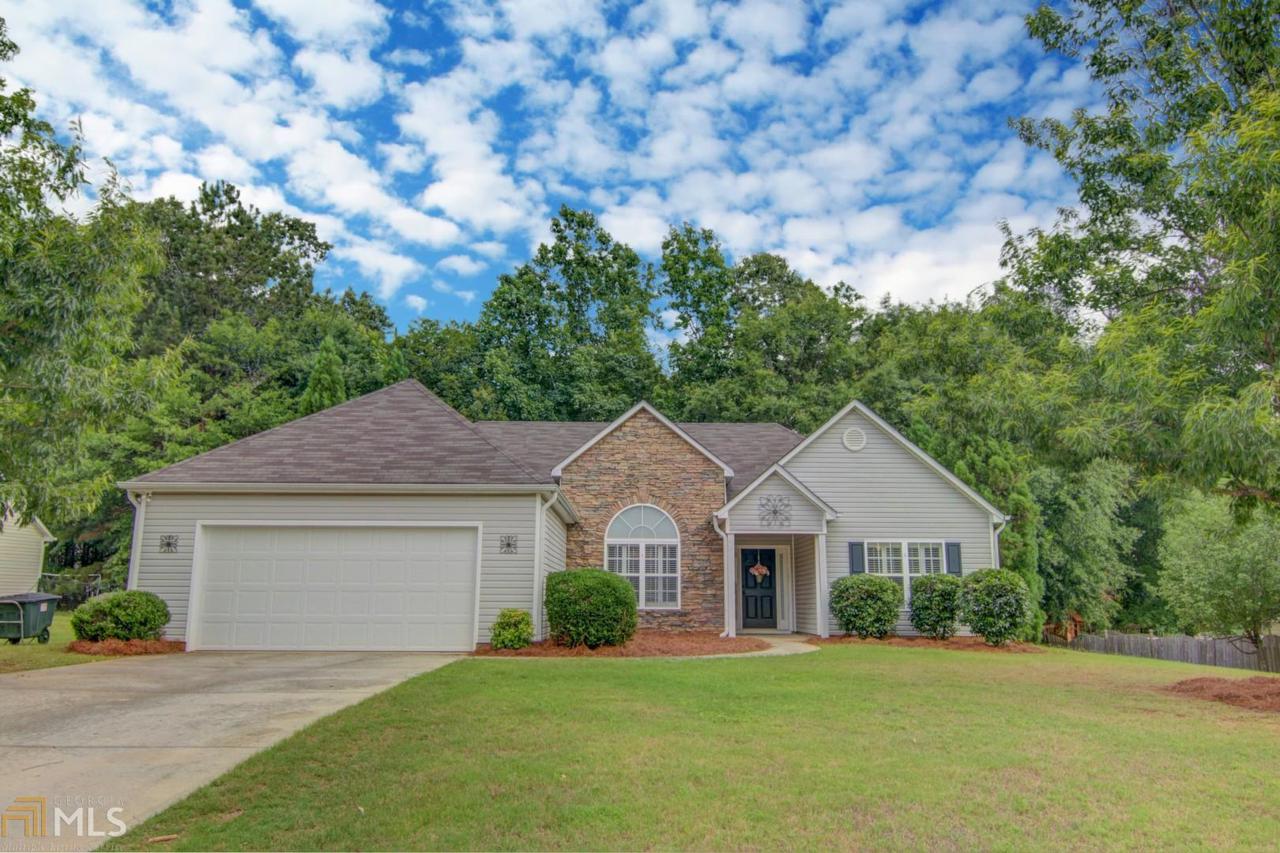 235 Dearing Woods Way - Photo 1