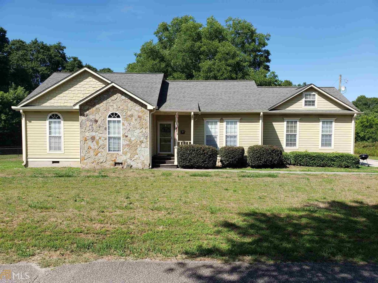 75 Fairway Ln - Photo 1