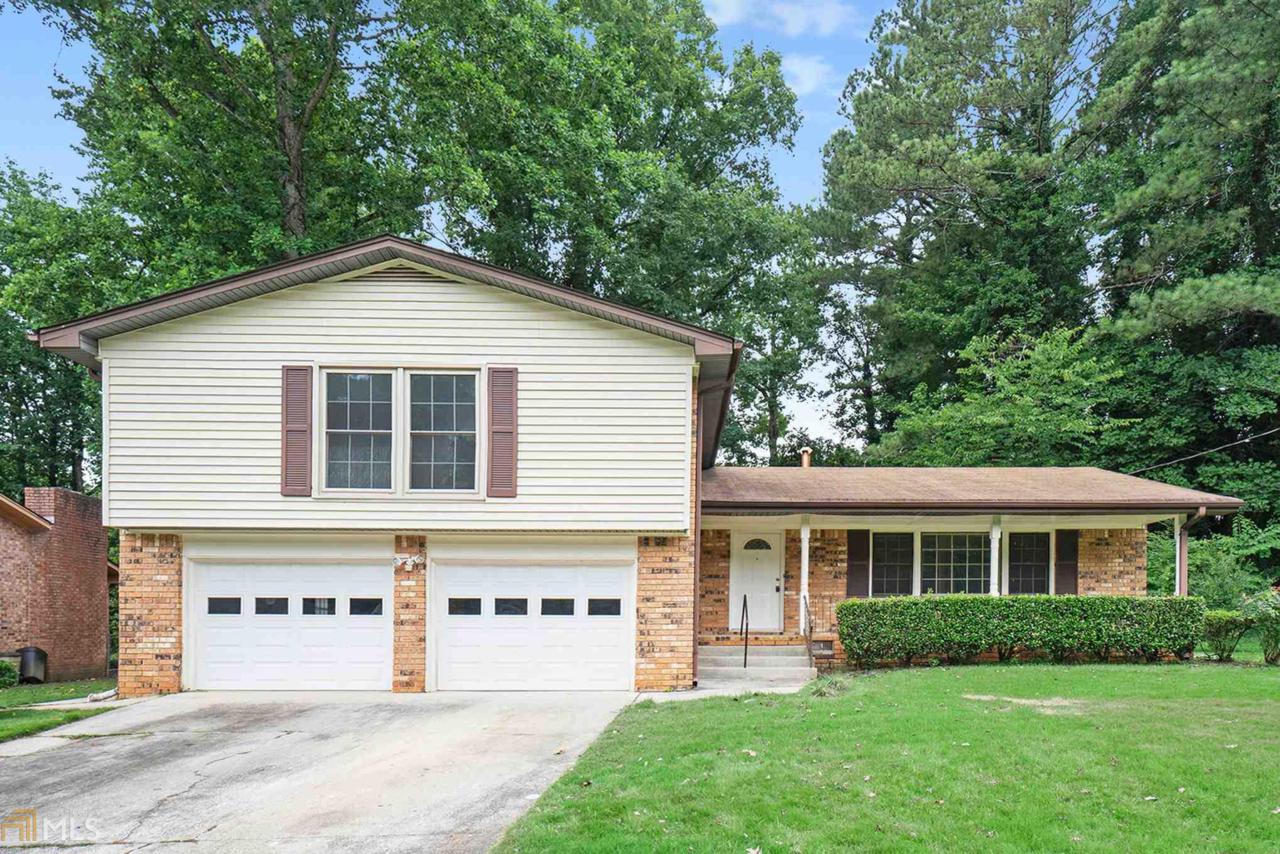 2079 Troutdale Dr - Photo 1