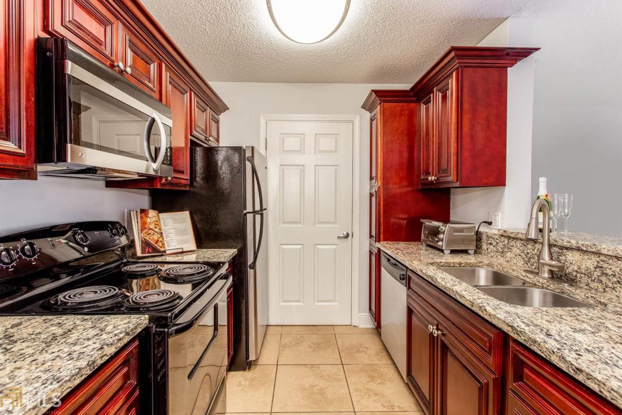 7203 Santa Fe Pkwy - Photo 1