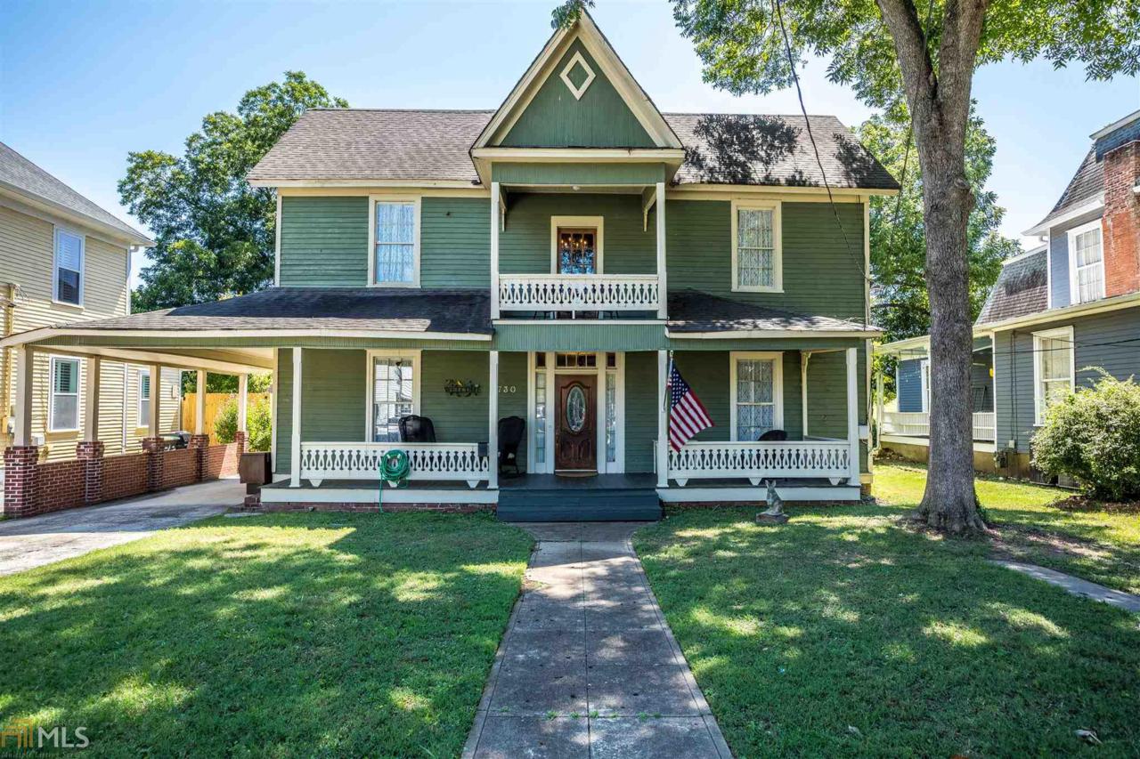 730 Avenue A - Photo 1