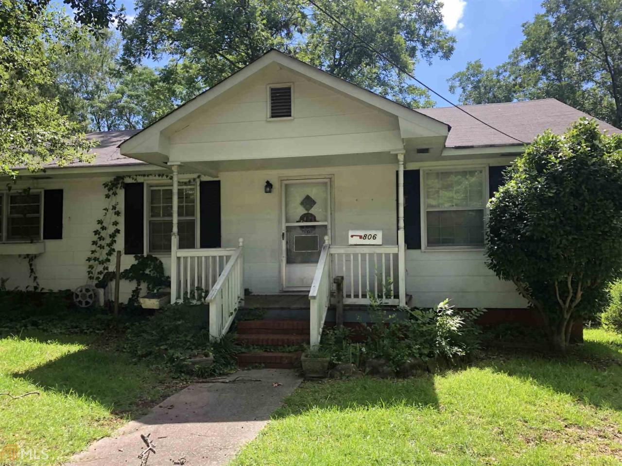 806 Greenwood - Photo 1
