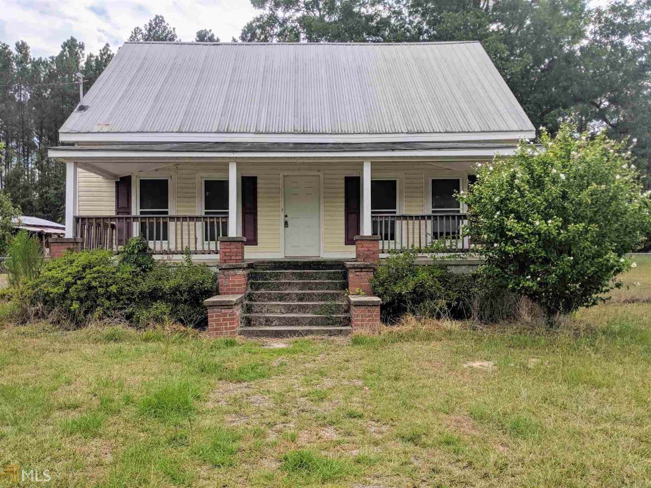 2753 Waynesboro Hwy - Photo 1