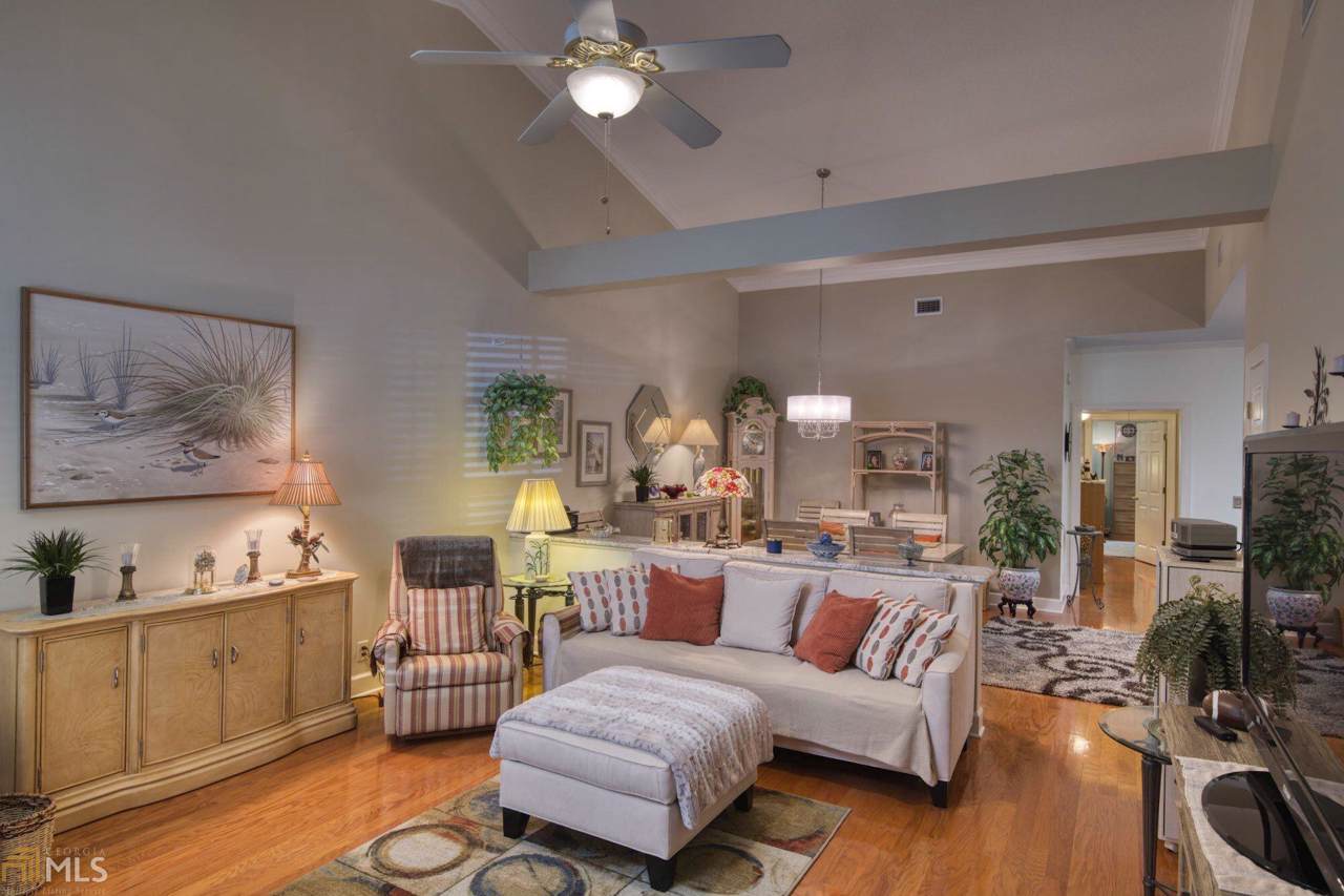 197 Peppertree Crossing Ave - Photo 1