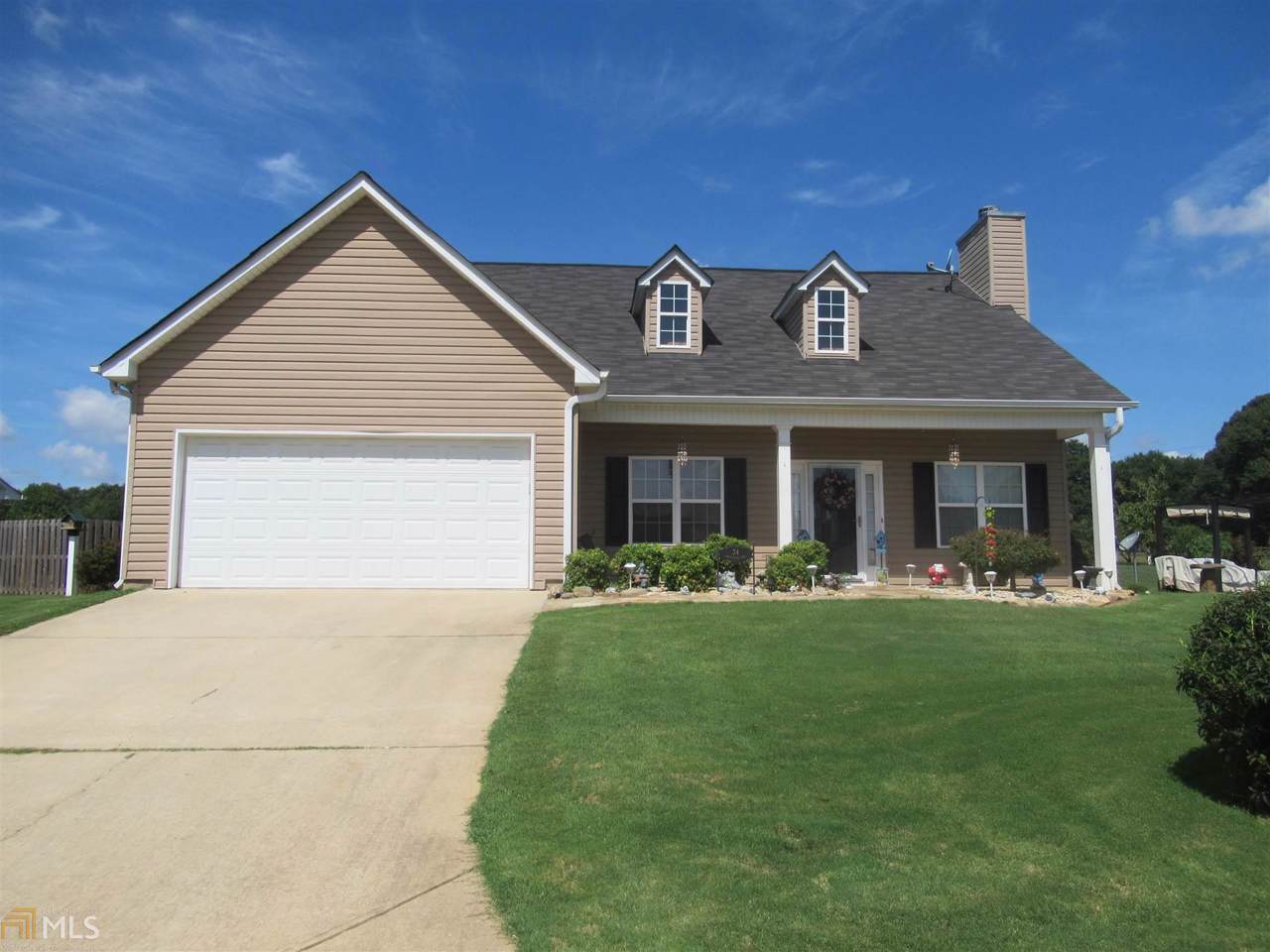 49 Crestview Cir - Photo 1
