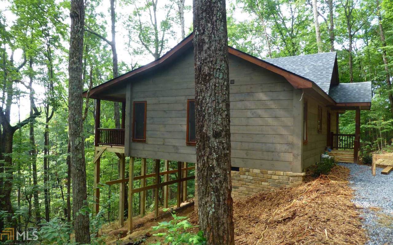 565 Moreland Dr - Photo 1