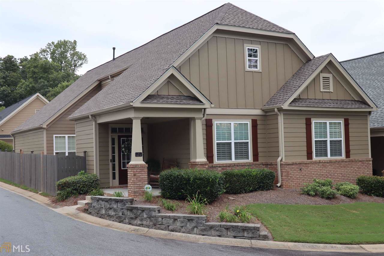 311 Glens Way - Photo 1