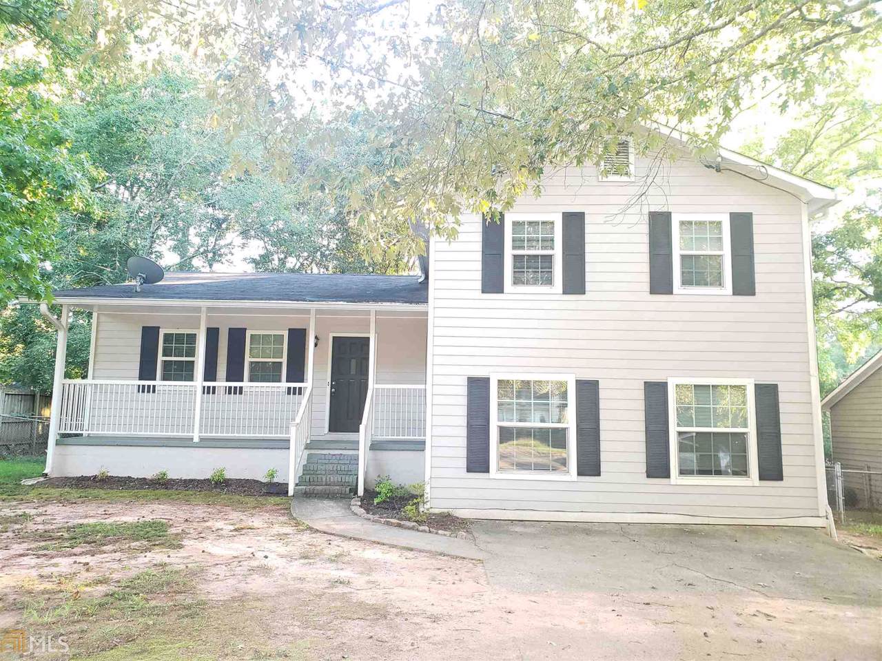5373 Zachary Dr - Photo 1