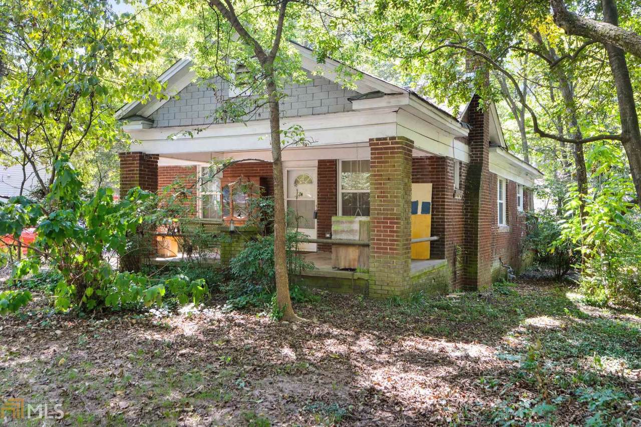 709 Hobart Ave - Photo 1