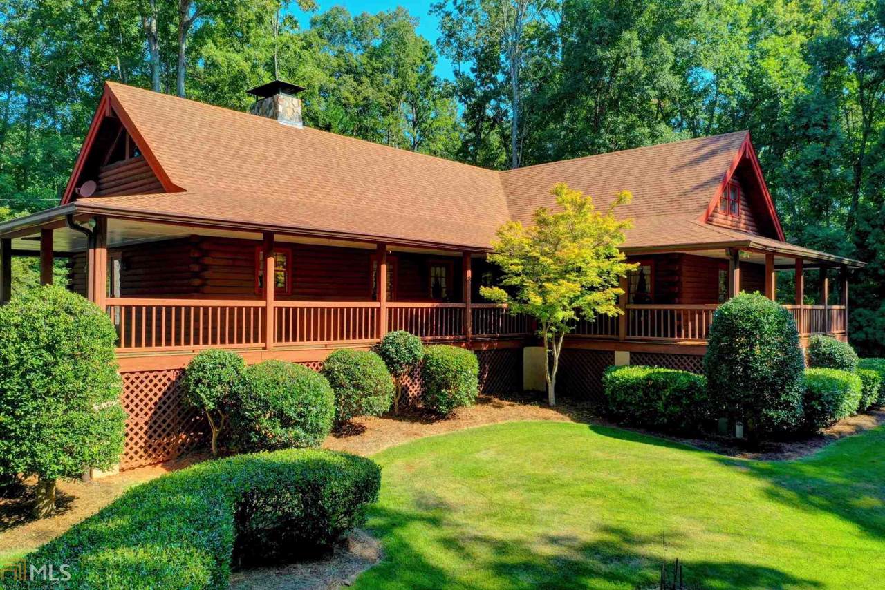 697 Hillwood Ct - Photo 1