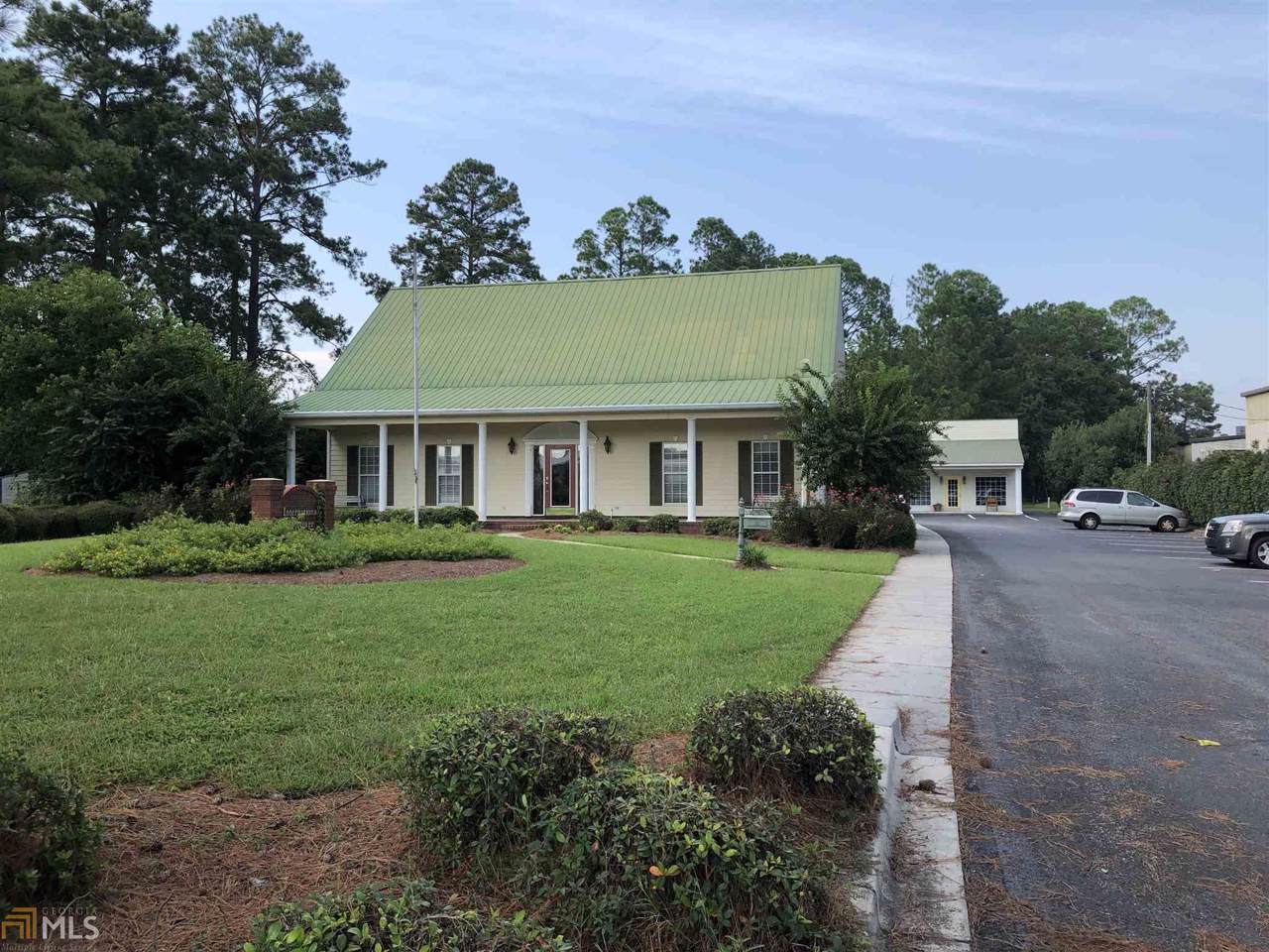5505 Mccall Rd - Photo 1