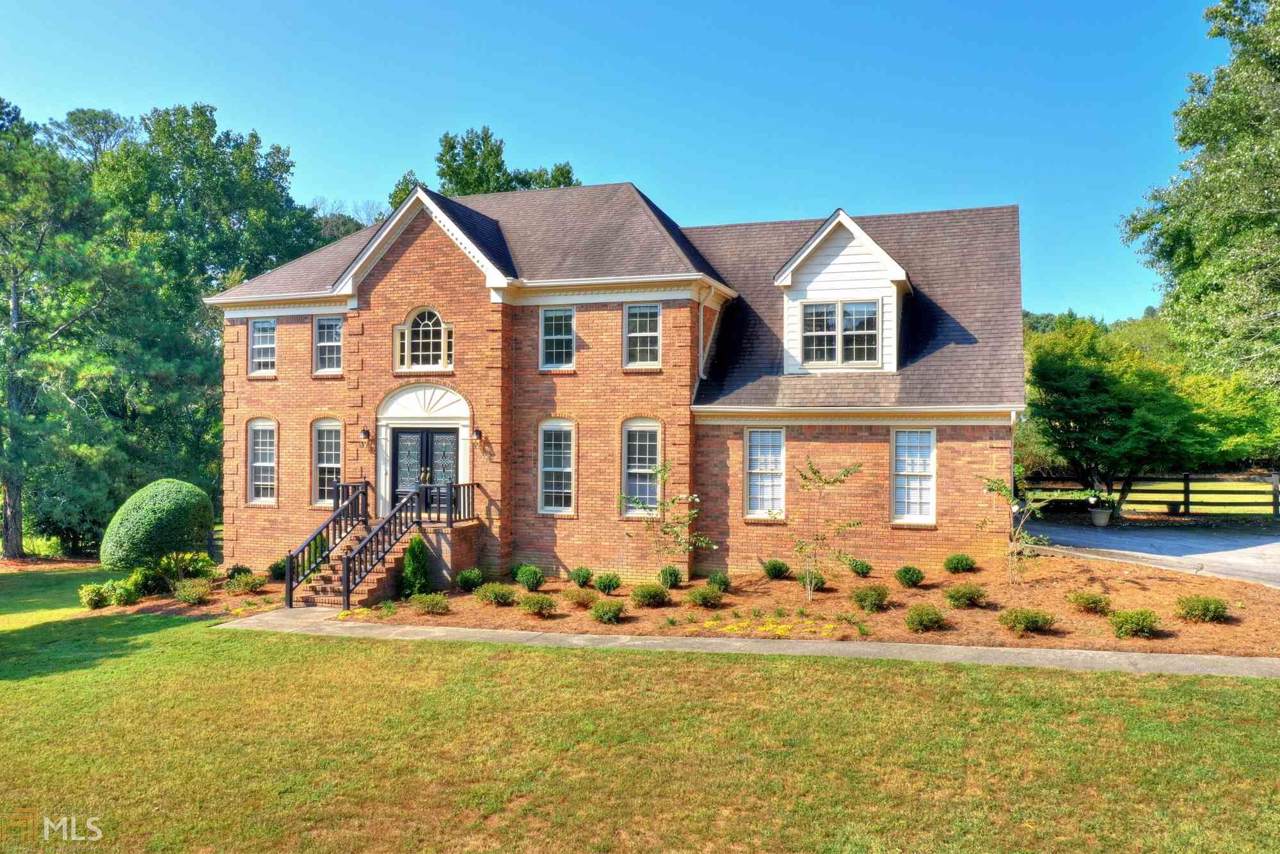 1331 Lakeshore Dr - Photo 1