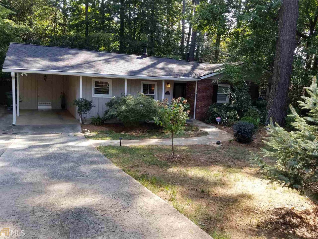 2217 Armand Rd - Photo 1