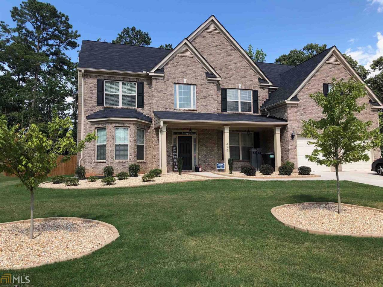 352 Shagbark Ln - Photo 1