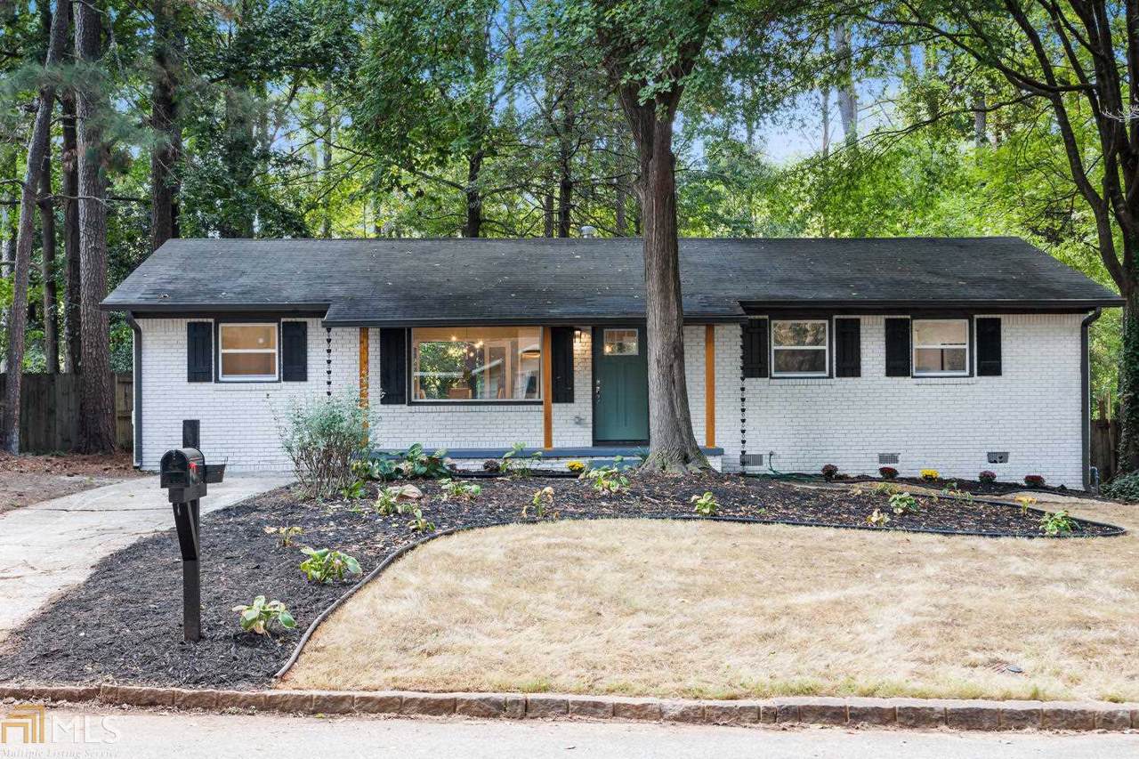 2853 Fantasy Ln - Photo 1