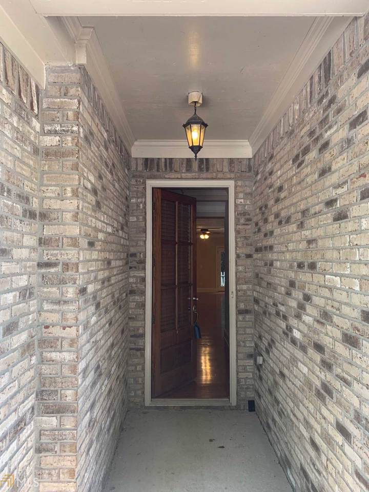 175 Woodhaven Way - Photo 1
