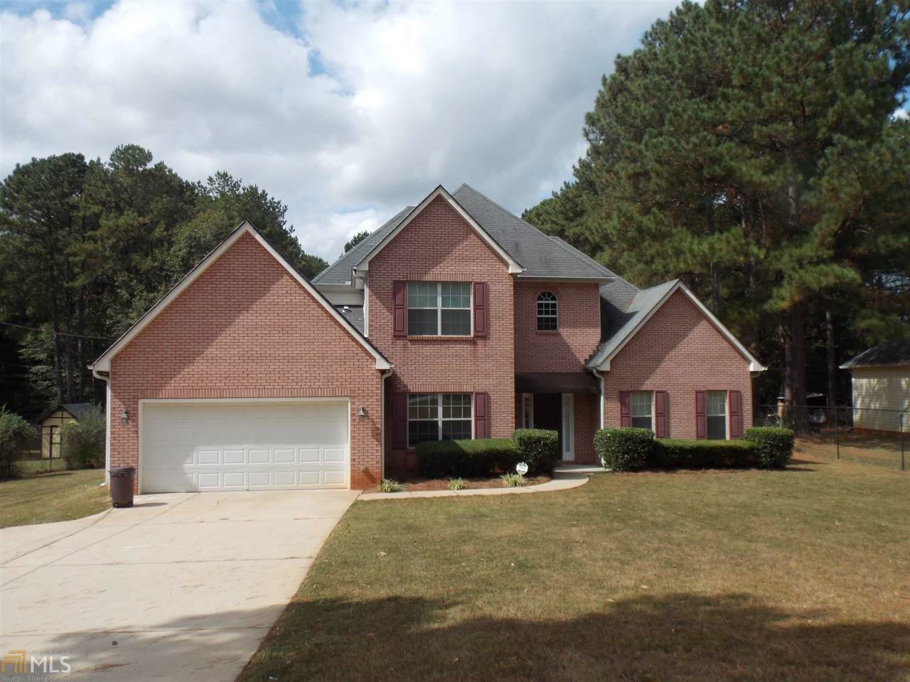 1655 Christian Cir - Photo 1