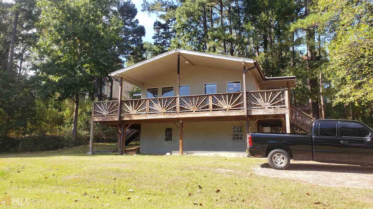 2400 Lakeshore Dr - Photo 1