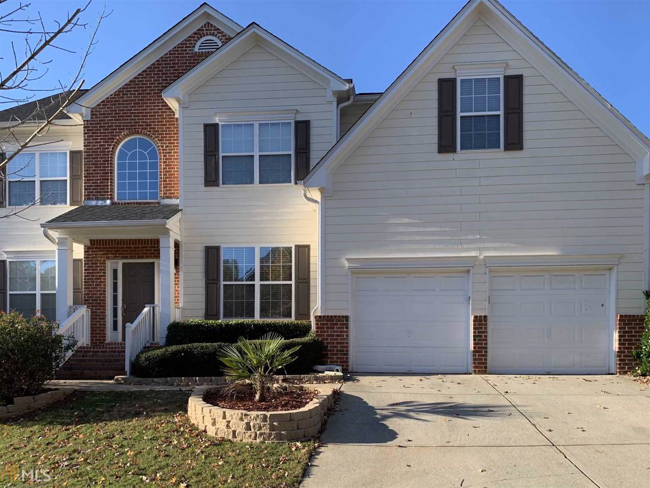 1727 Longmont Dr - Photo 1