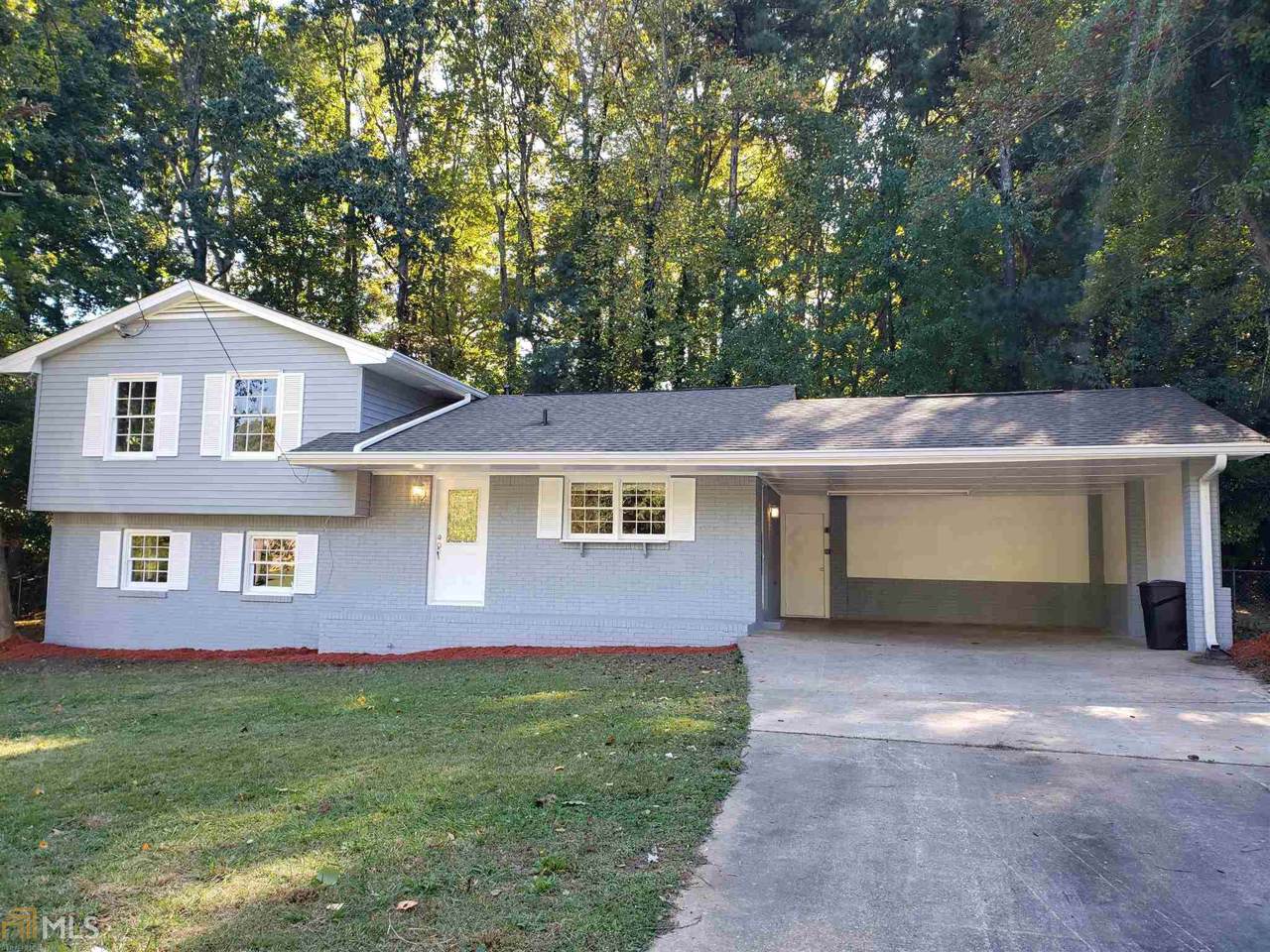 6006 Malibu Dr - Photo 1