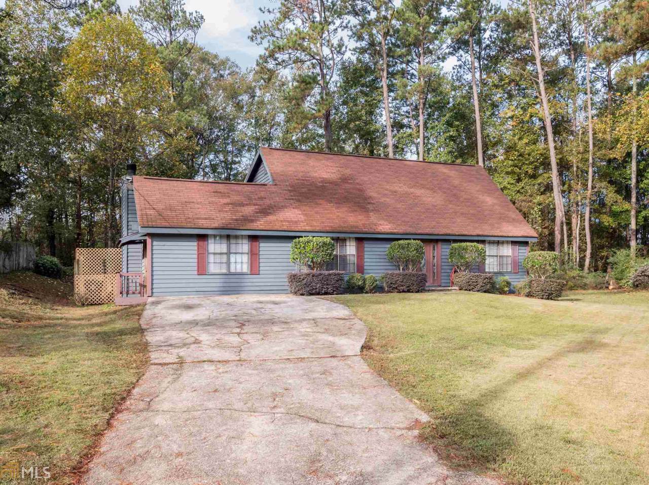 104 Harris - Photo 1
