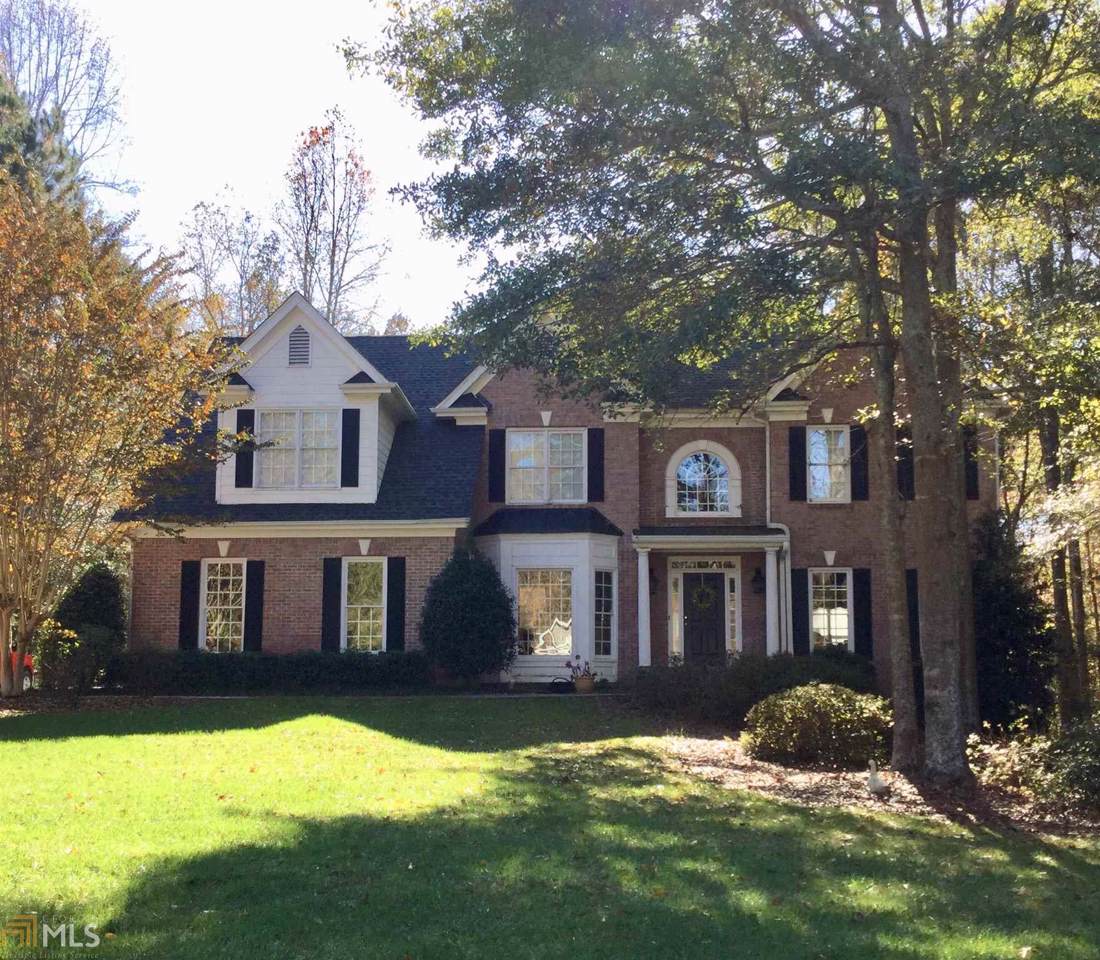 57 Marty Way - Photo 1