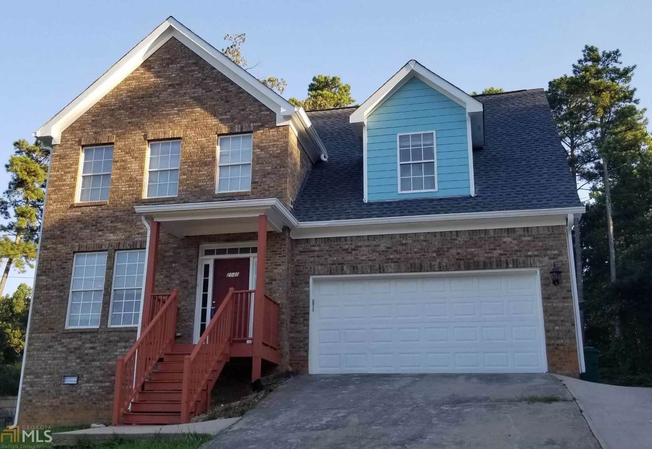2040 Valley Woods Dr - Photo 1