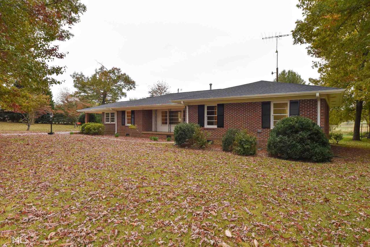 1083 Arnoldsville Rd - Photo 1