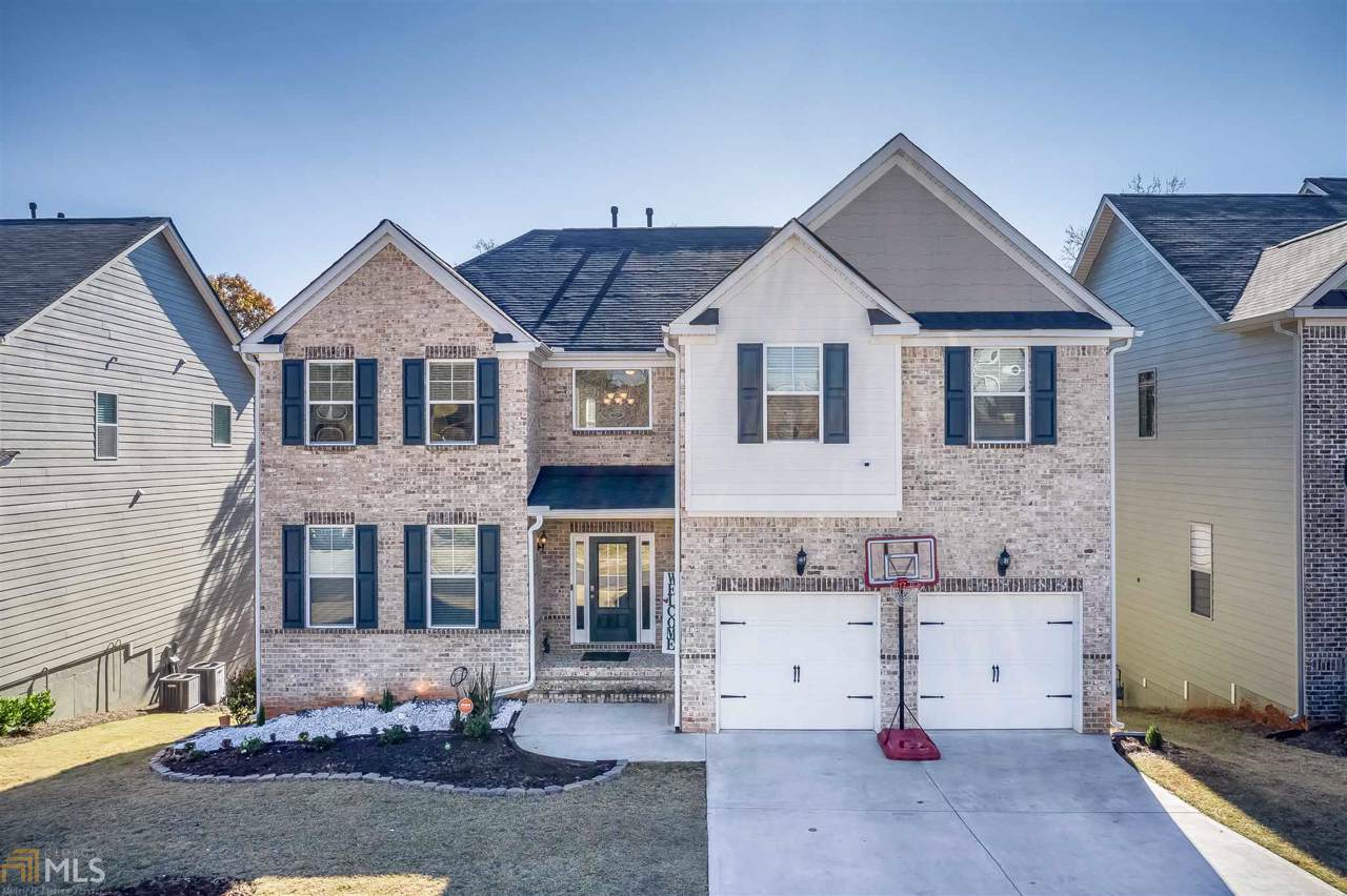 355 Ashbury Cir - Photo 1