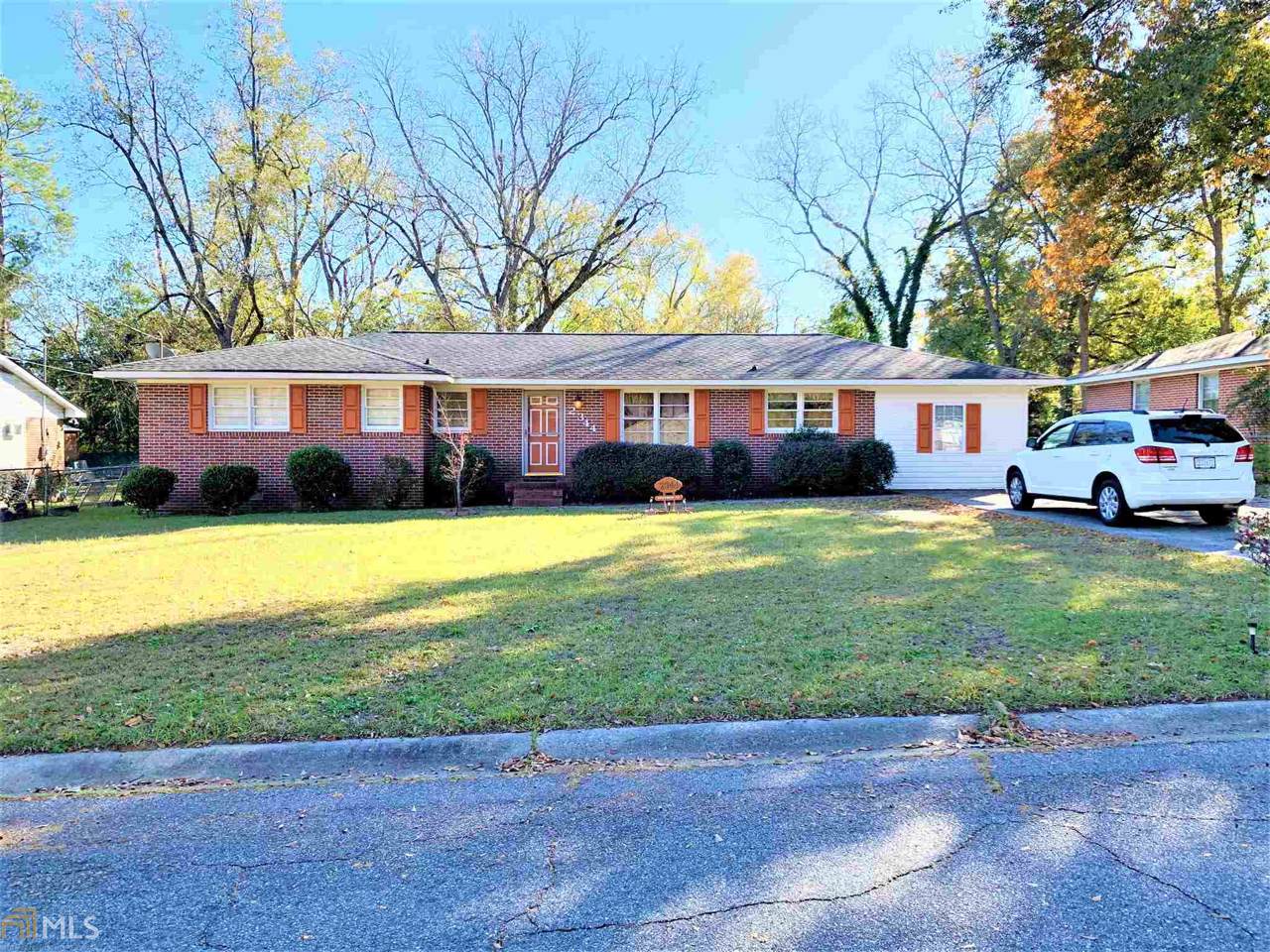 2344 Greenwood Ct - Photo 1