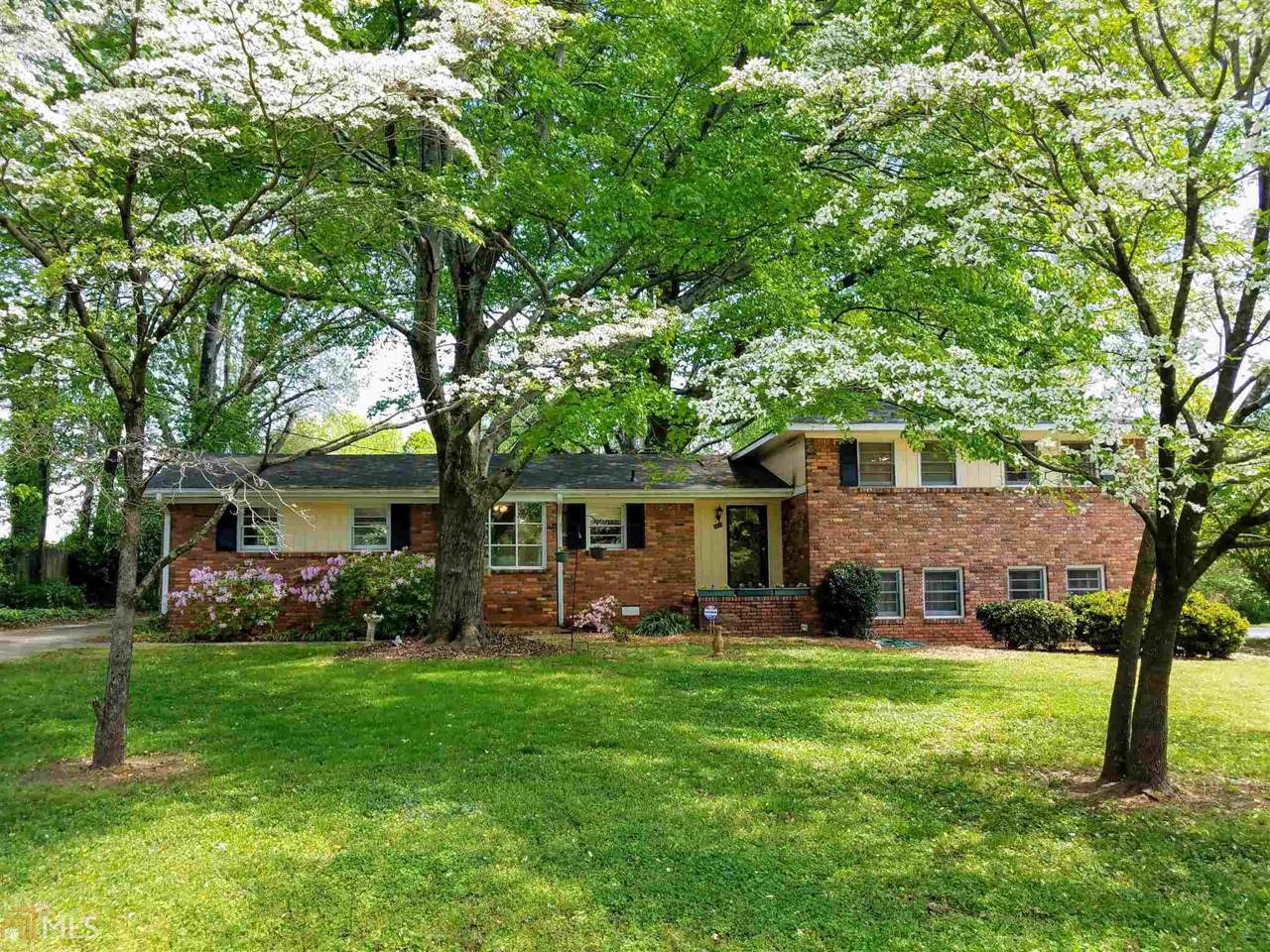 2195 Fellowship Rd - Photo 1