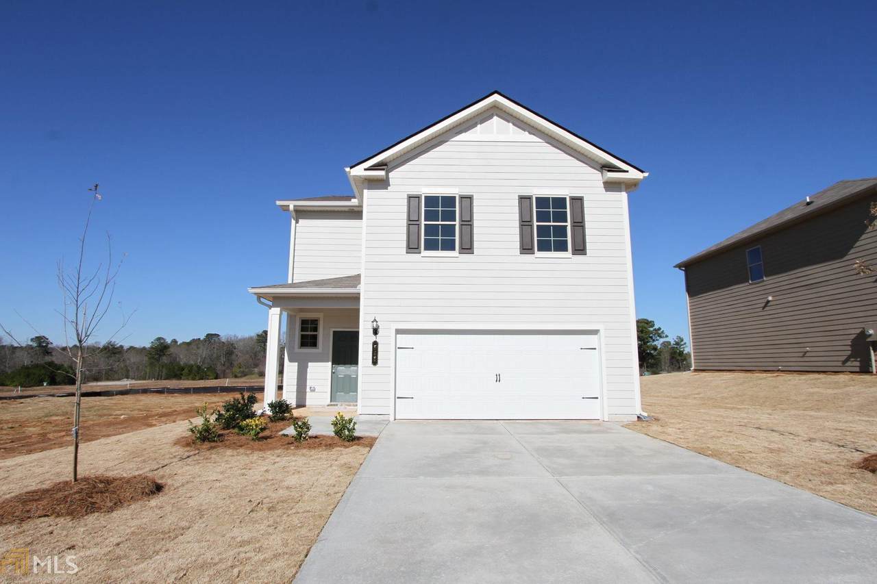 640 Moorings Ave - Photo 1