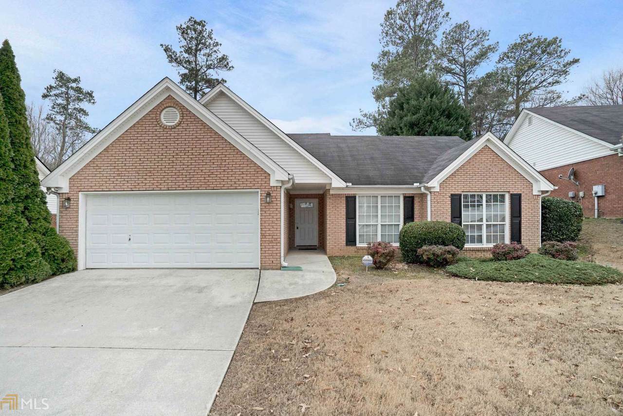 2585 Freemans Walk - Photo 1