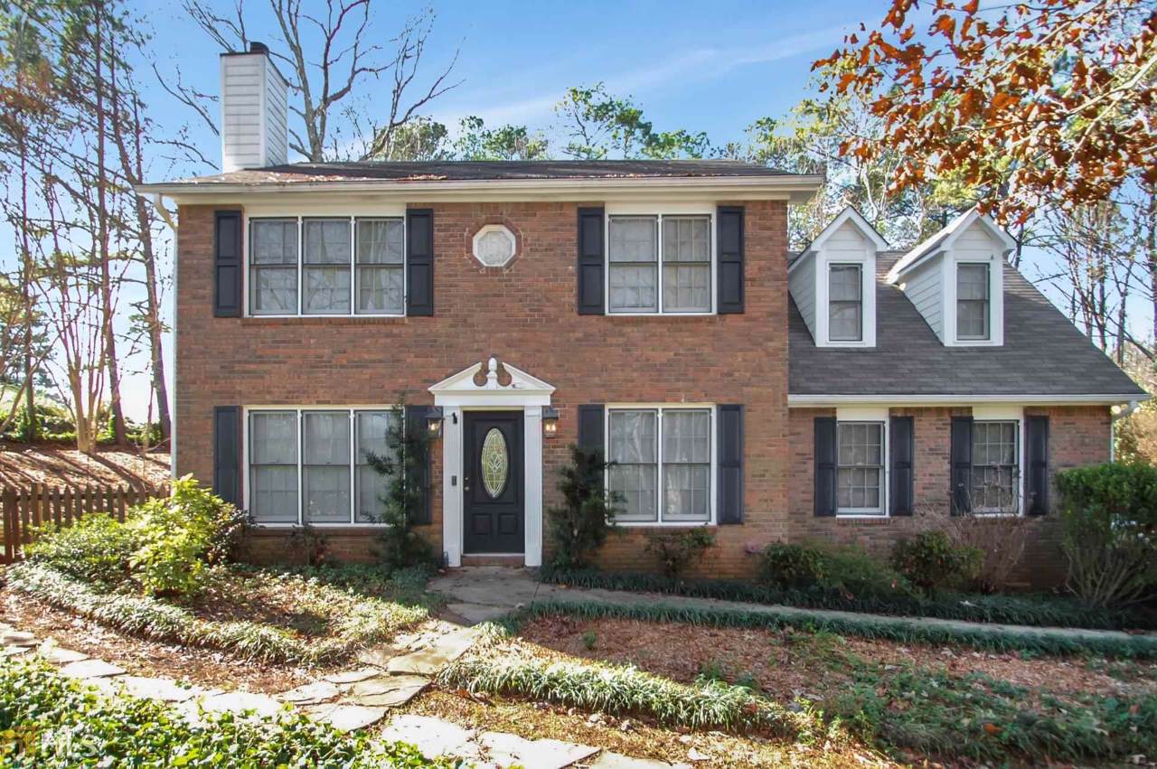 265 Bentley Way - Photo 1