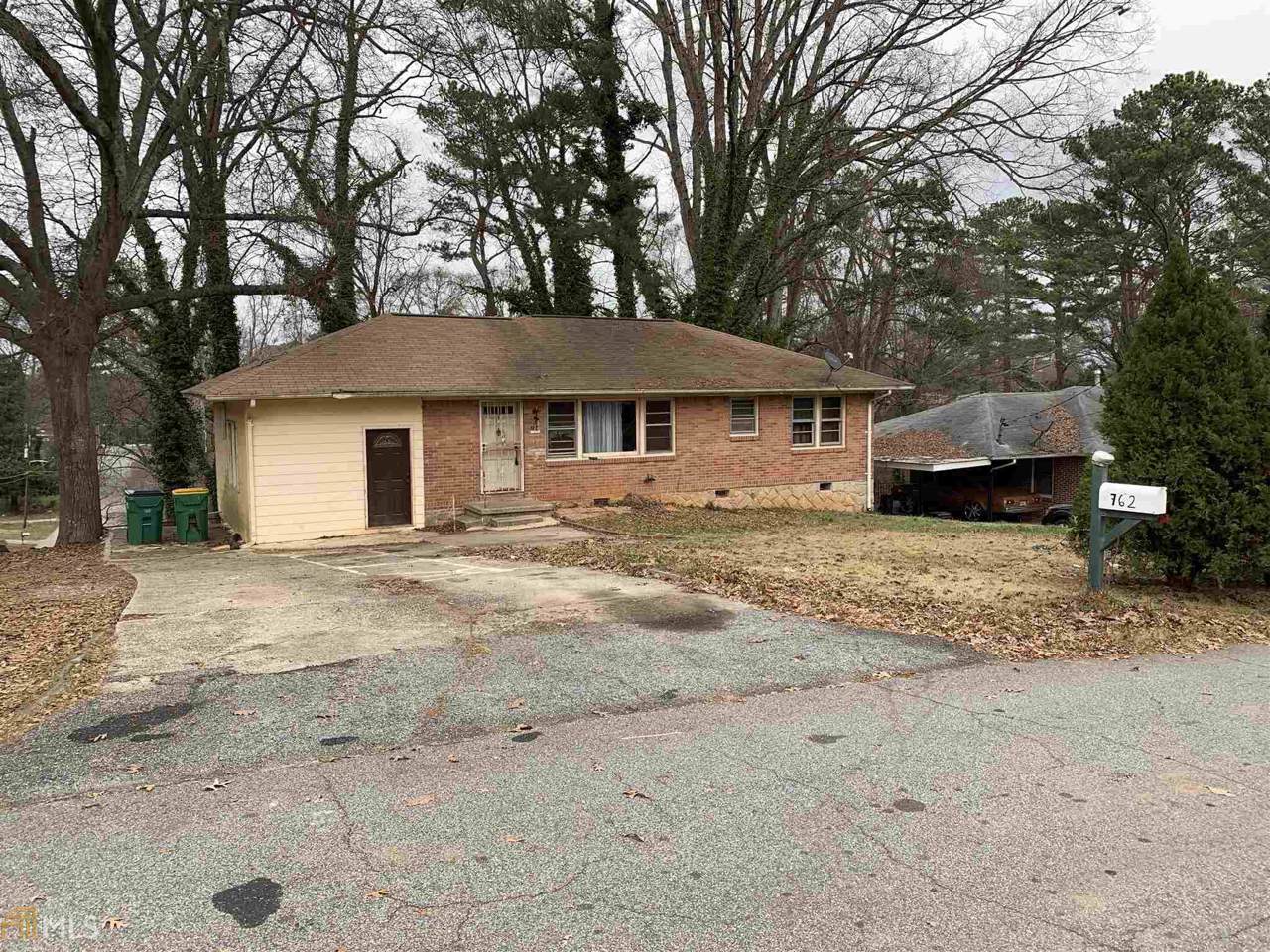 762 Pine Valley Dr - Photo 1