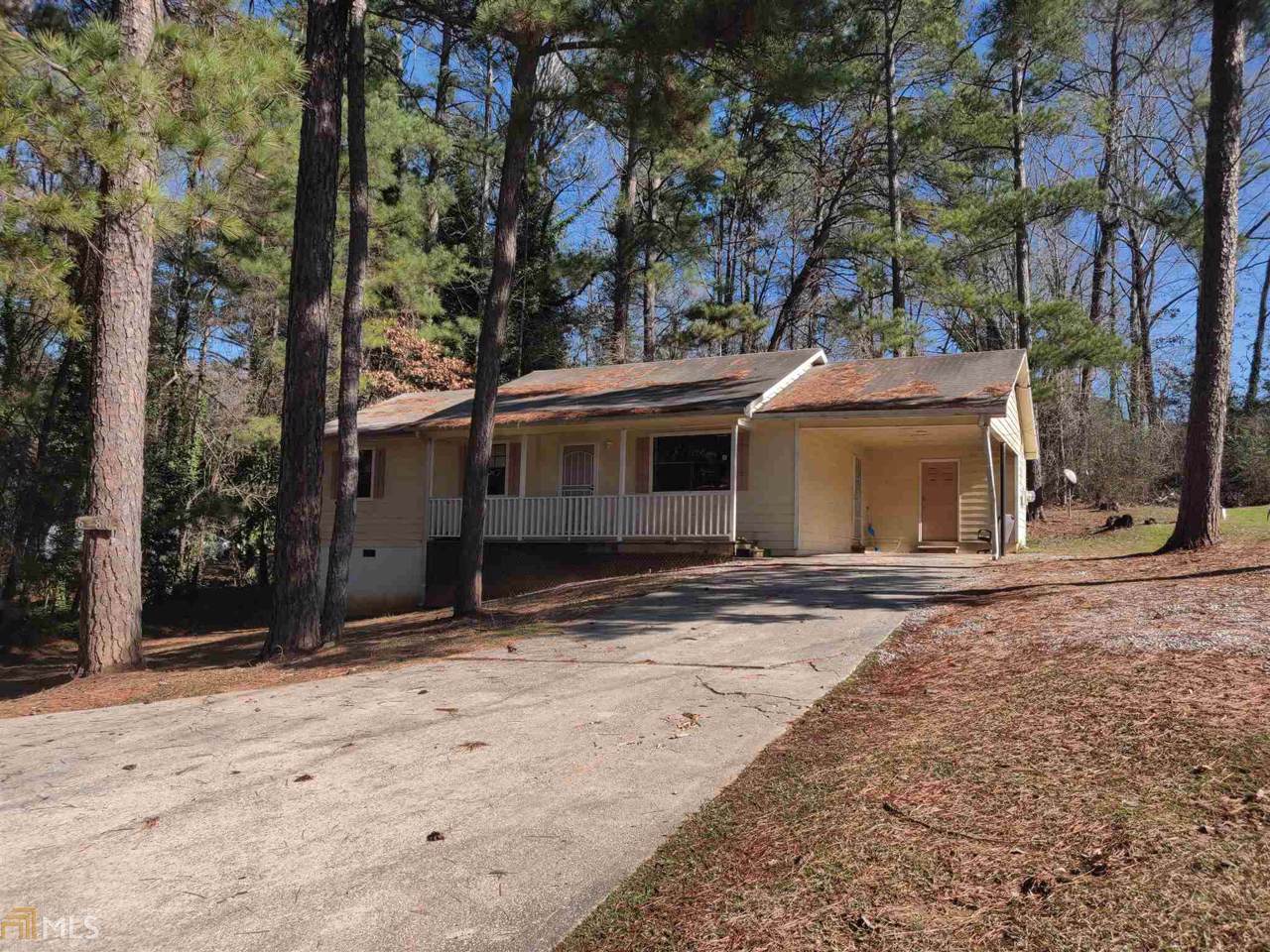 6380 Fayetteville Rd - Photo 1