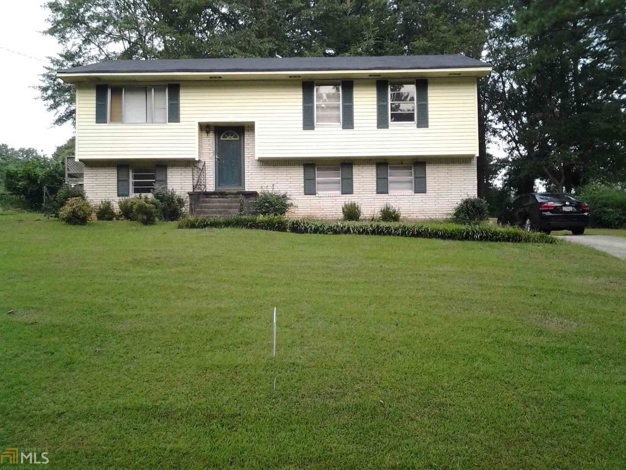 1045 Brian Ln - Photo 1 1045 Brian Ln - Photo 1