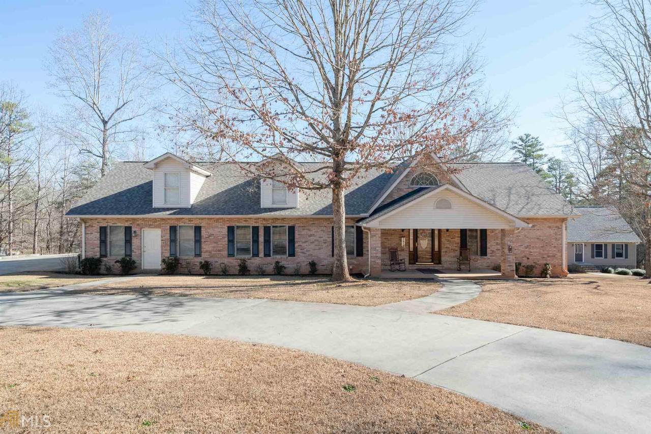 524 Lake Pl - Photo 1