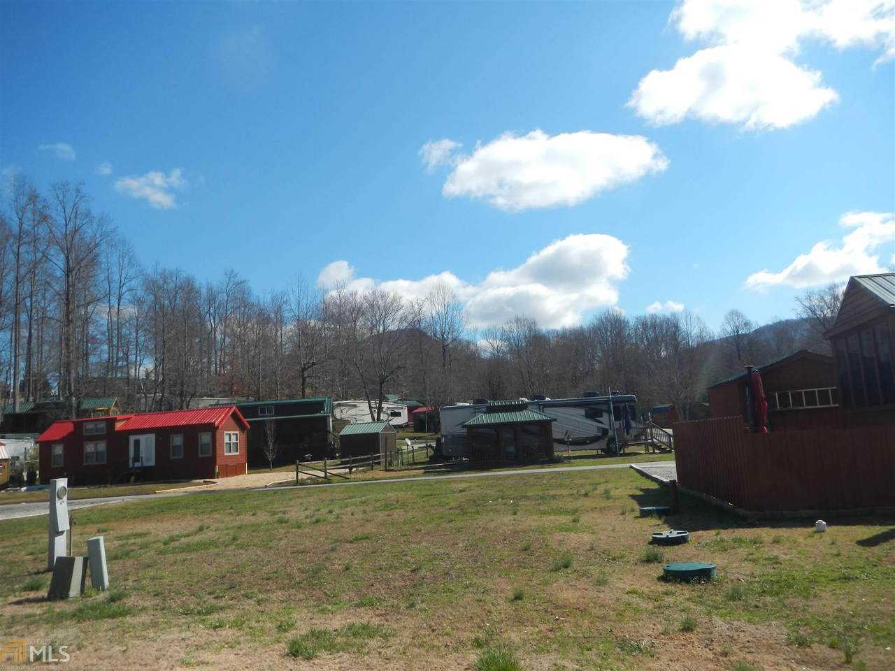 21 Elk Meadow - Photo 1