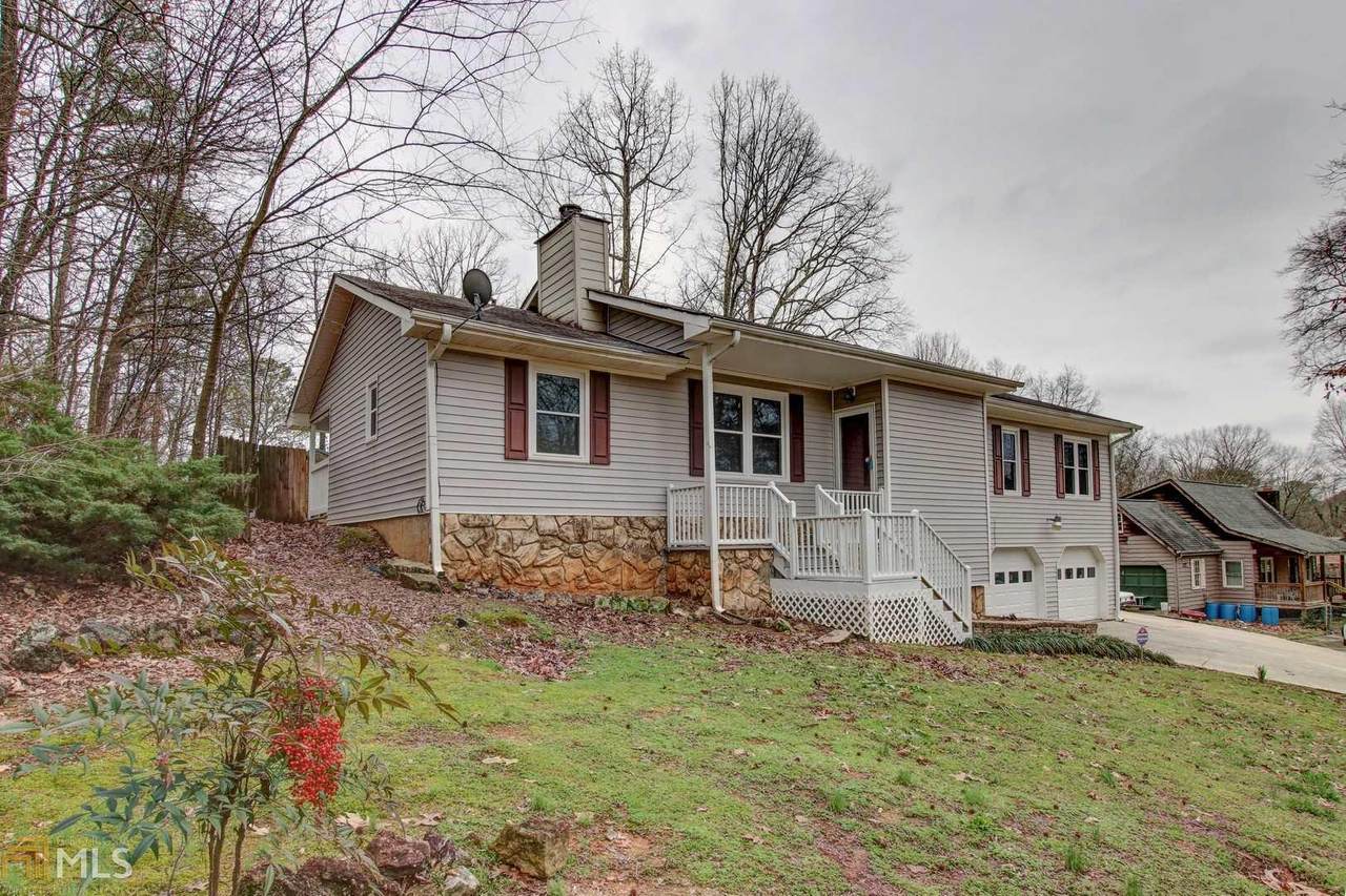 362 Oakridge - Photo 1