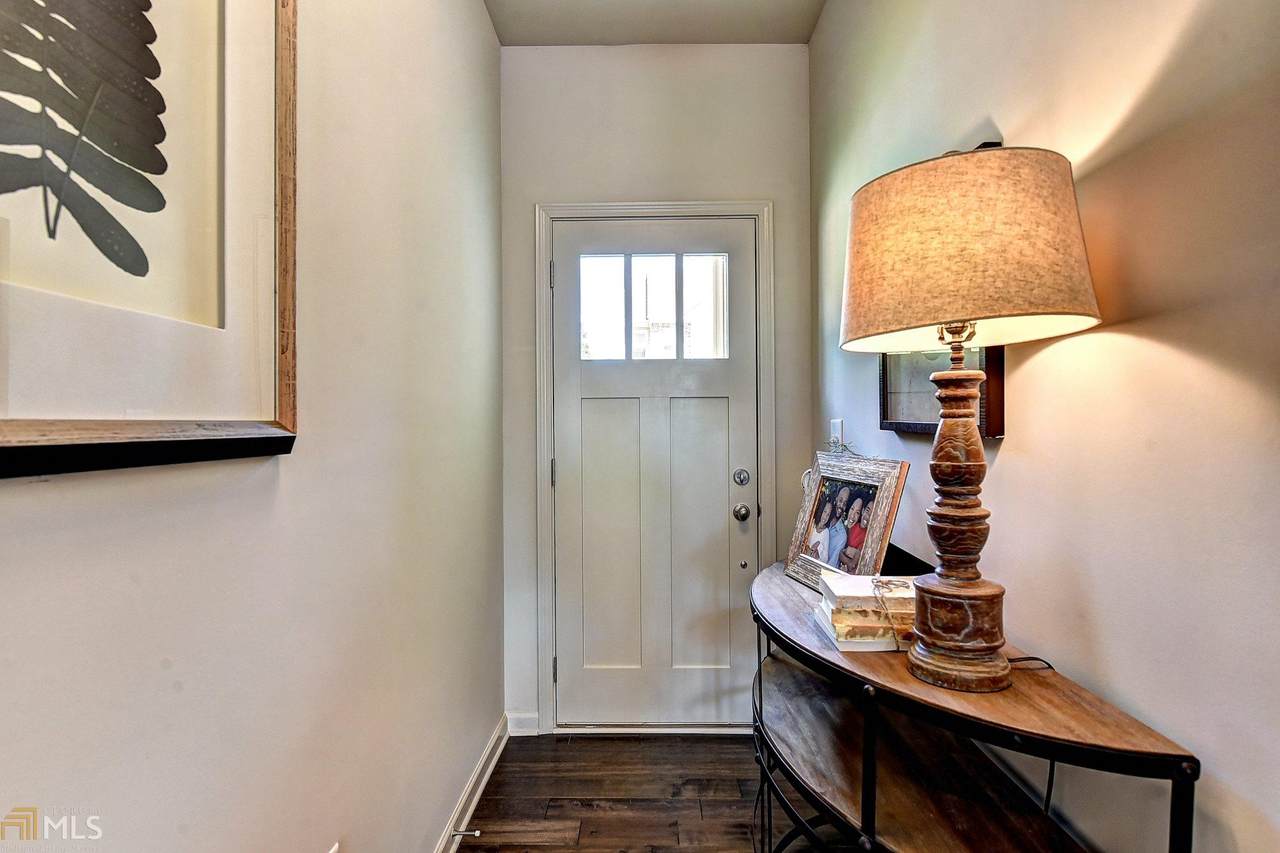 5318 Brooklands Dr - Photo 1