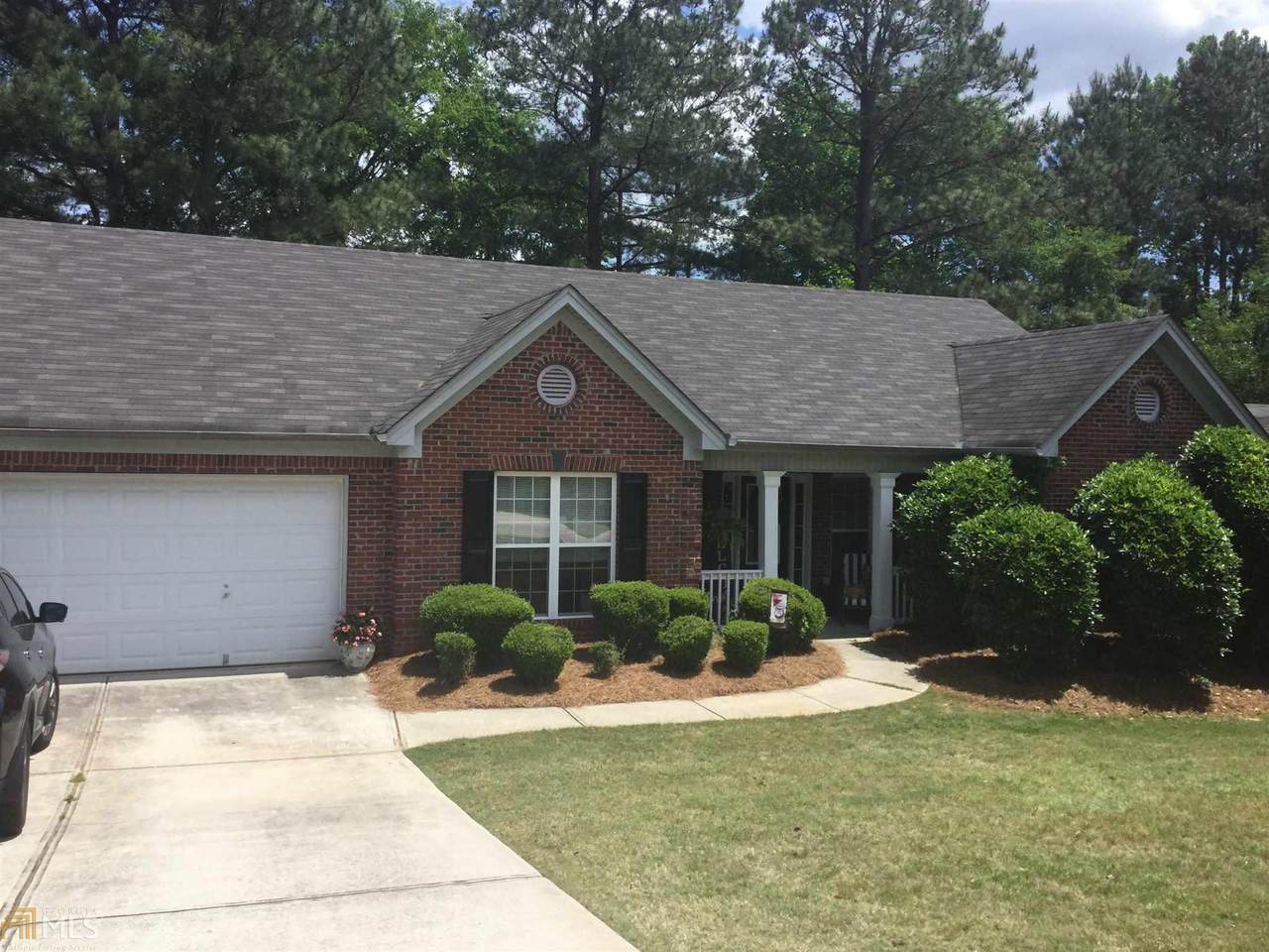 132 Red Bud Rd - Photo 1