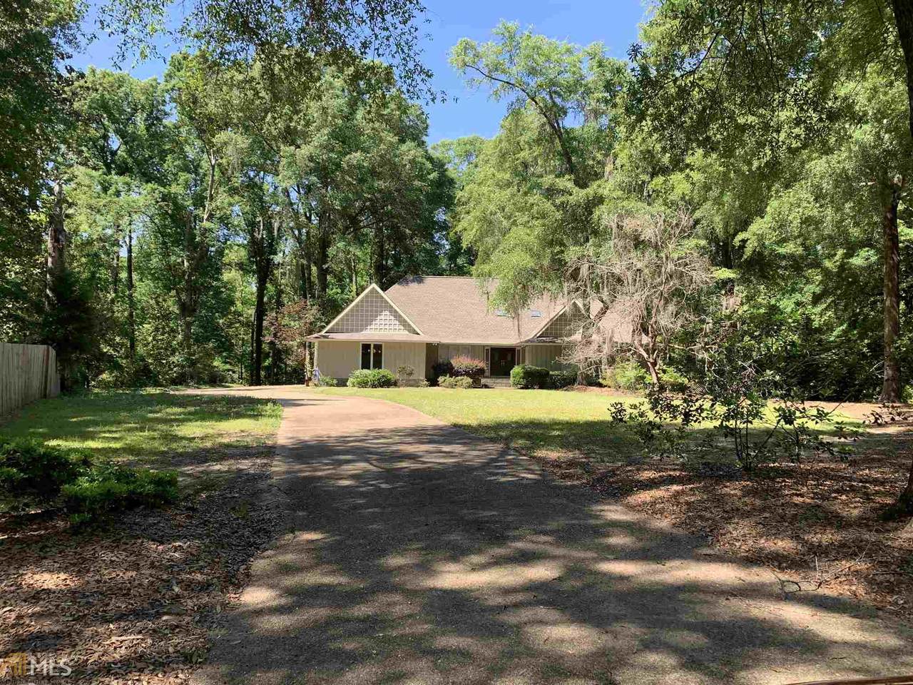 238 Ridge Cir - Photo 1