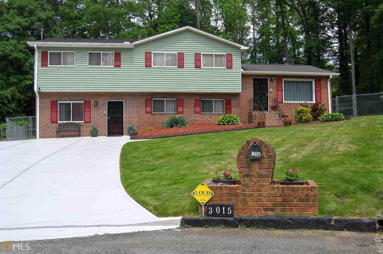 3015 Pine Manor Ct - Photo 1