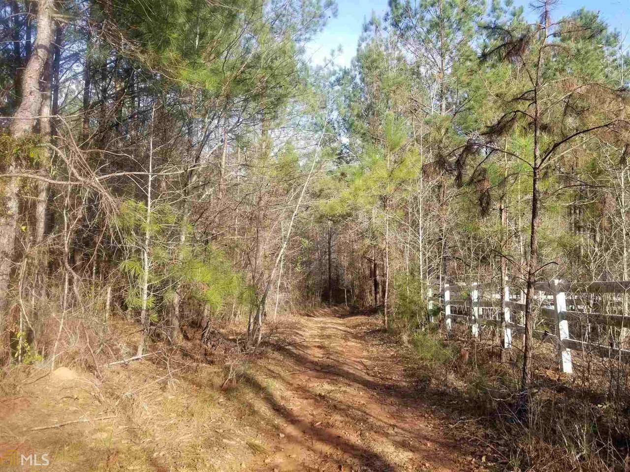 813 Jackson Lake Rd - Photo 1