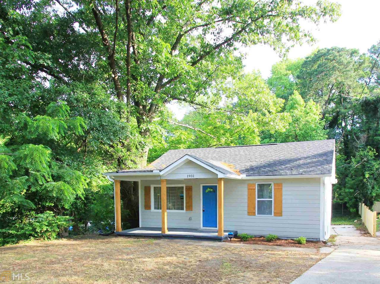 1931 Detroit Ave - Photo 1